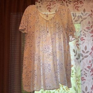 Old navy flutter sleeve blouse